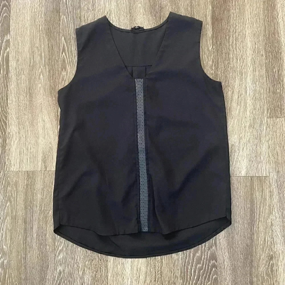 Womens Fate Sleeveless Black Blouse - M